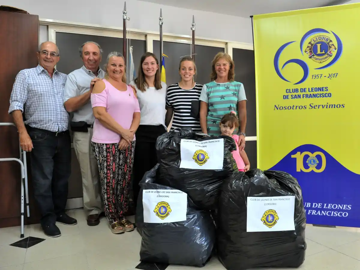  LA VOZ, AM 1050 y el Club de Leones, juntos en  la campaña de recolección de tapitas para el Garrahan