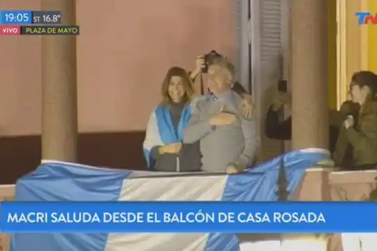 Se realizaron marchas de apoyo al gobierno y Macri saludó desde la Casa Rosada