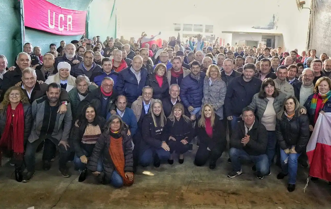 El espacio Radicalismo para Gobernar analizó “la paradoja de ser pobres en una provincia rica”