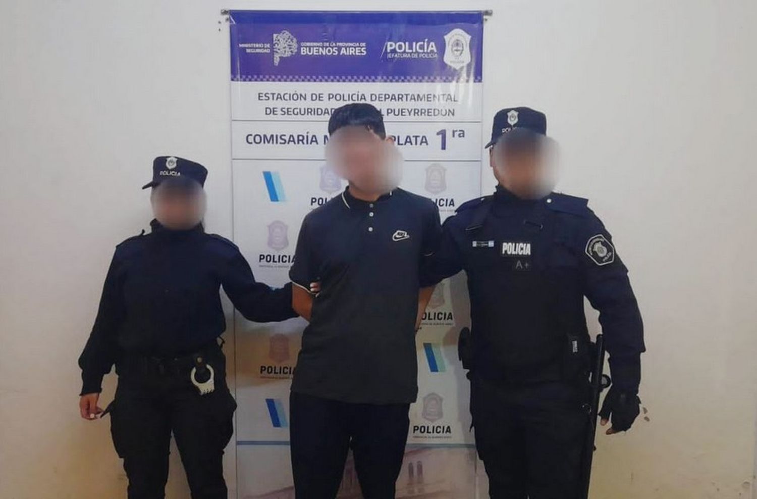 Robó seis remeras y fue descubierto por las cámaras de seguridad