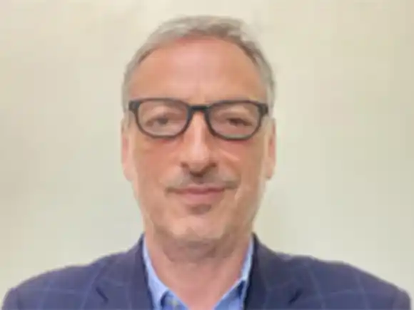 Encontraron muerto a un reconocido economista en su departamento de Palermo: sospechan un ataque de viudas negras