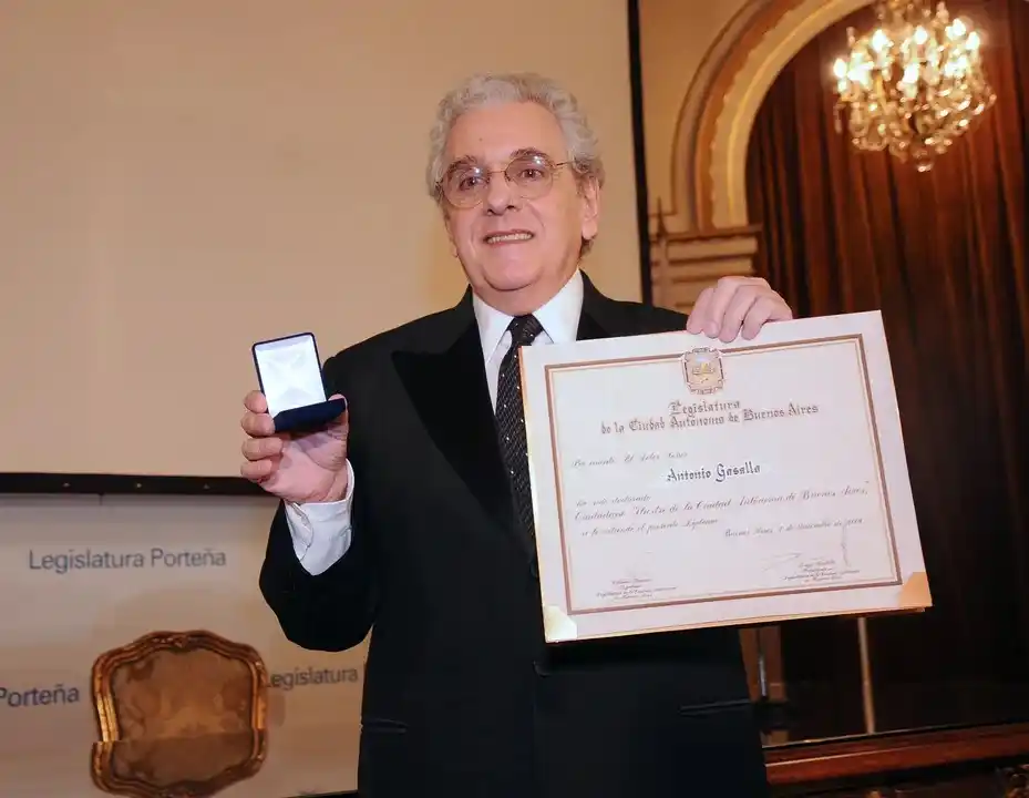 Antonio Gasalla (1941 - 2025)