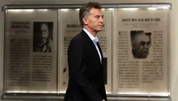 Macri pidió a gremios que “acompañen” en las paritarias 