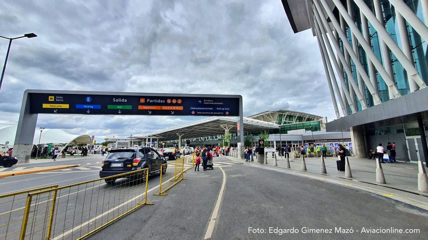 Argentina: frecuencias internacionales se reducirán un 30%