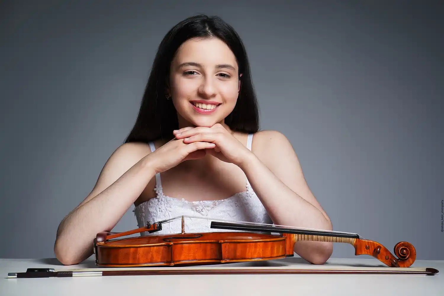 La Sinfónica se presentará junto a la gran estrella argentina del violín Pilar Policano