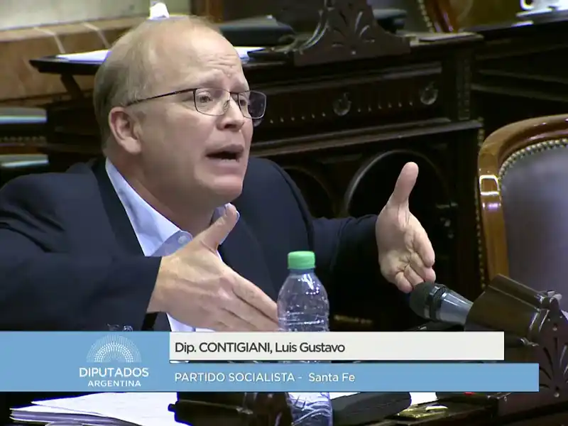 Contigiani: “Caputo no debería seguir siendo ministro”