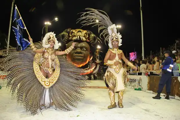 Más de 80 mil personas disfrutaron del Carnaval del País en enero