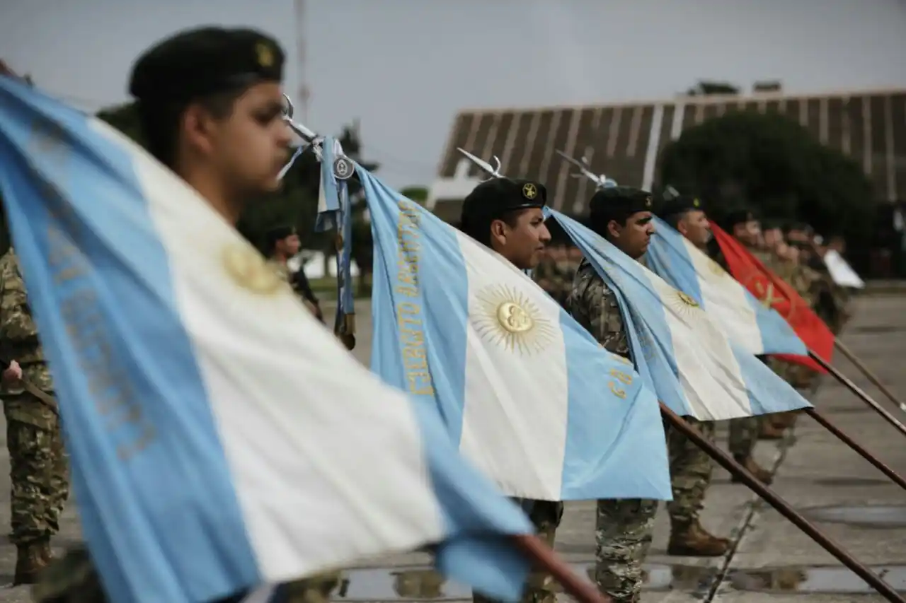 Se celebra el día del Arma de Artillería