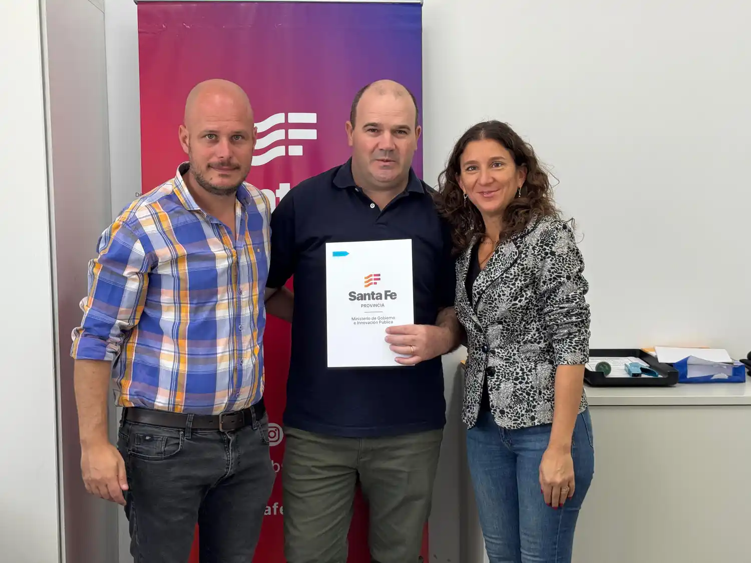 La senadora en la entrega de aportes a la comuna de Amenábar.