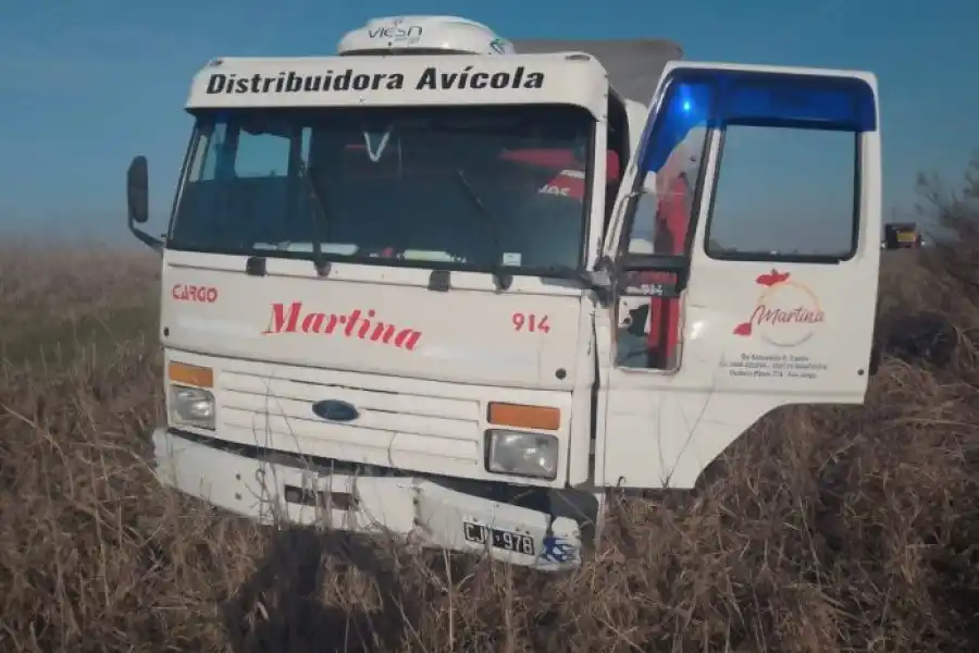Provocó un accidente, golpeó violentamente al conductor y se fugó: "Sacó un fierro y me lo dio por la cabeza"