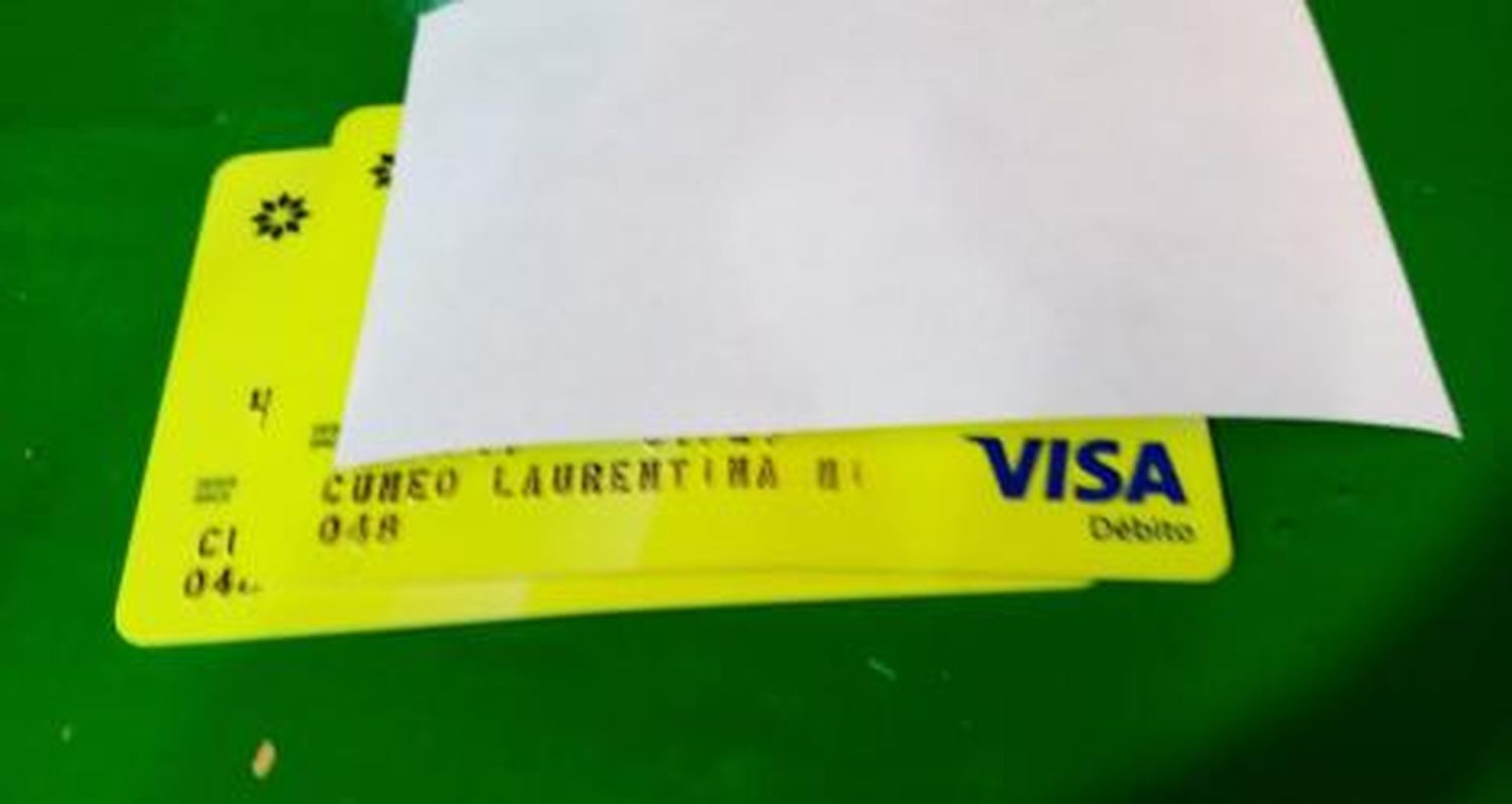 Encontraron las tarjetas de Laurentina