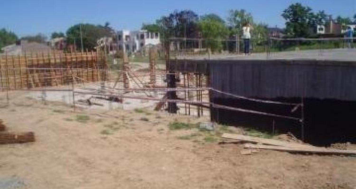 La barranca partida por el progreso