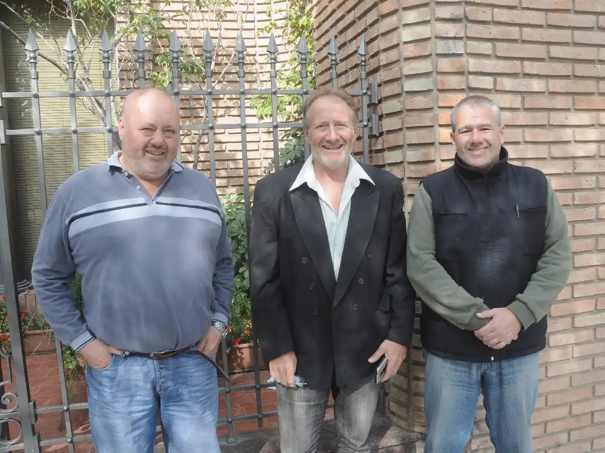 Locos por las motos,  y también solidarios