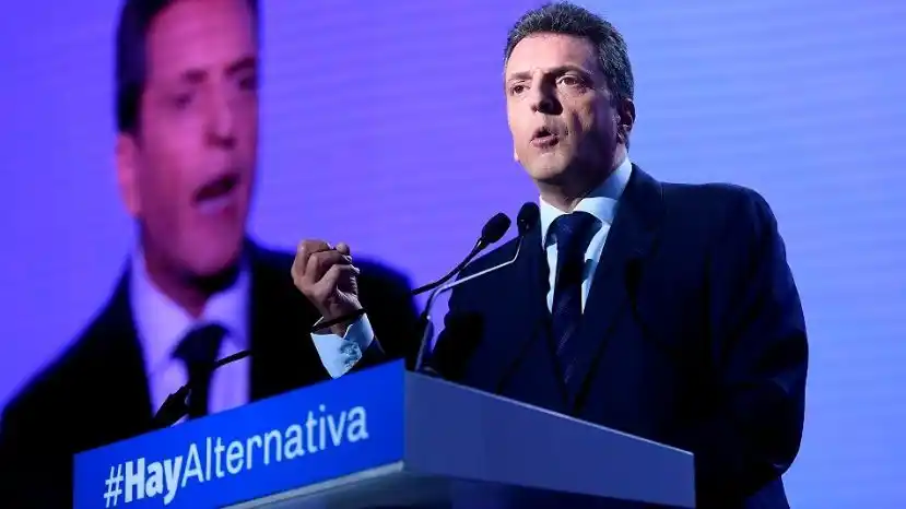 Massa contra Macri: "El Gobierno no quiere corregir el rumbo, solo quiere que nos hagamos cargo de su fracaso"