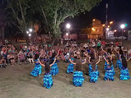 Verano es Arte: Danza, música en vivo, malabares y solidaridad 