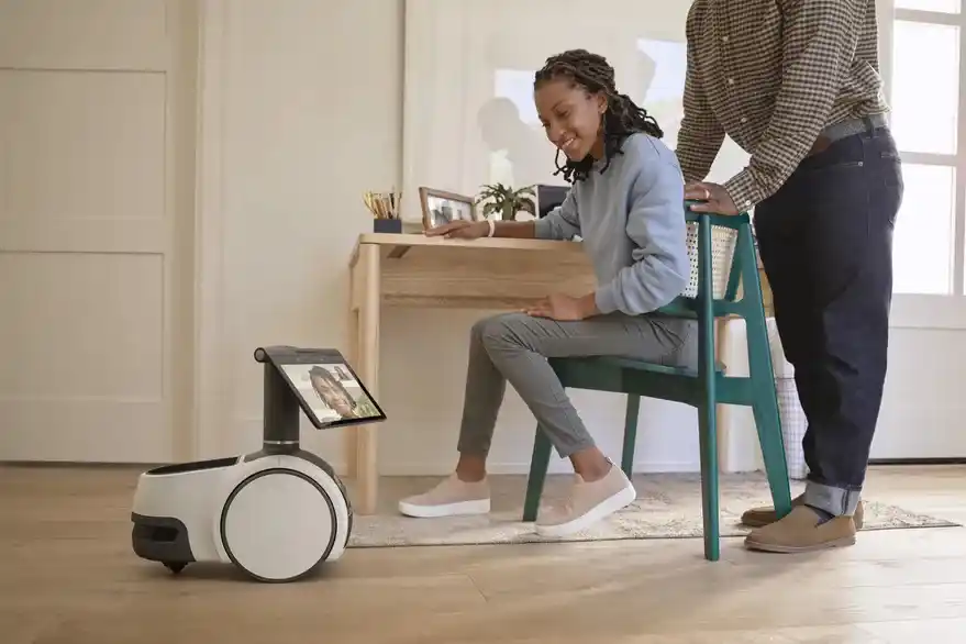 Astro y otros robots hogareños, la antesala para convivir con máquinas en las viviendas familiares