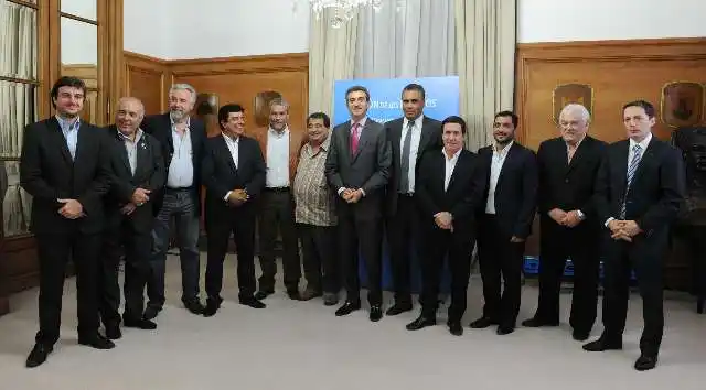 Randazzo se reunió con intendentes del conurbano bonaerense