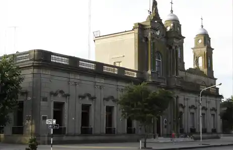 Elecciones 2015: Candidatos a Intendente de Las Flores debaten en la Sociedad Rural