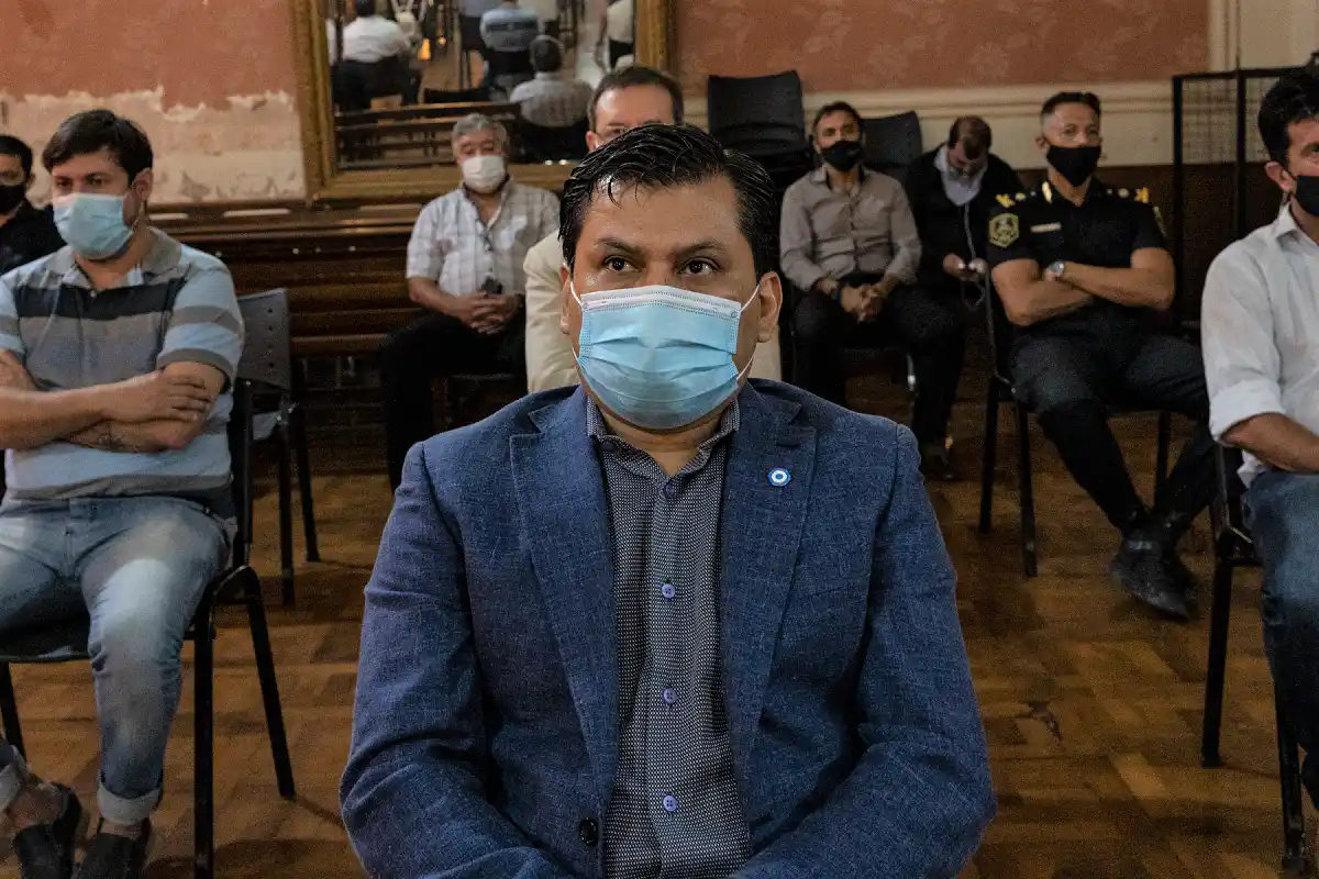 Con las renuncias sobre el escritorio, Ramón Salazar define su gabinete para asumir como intendente