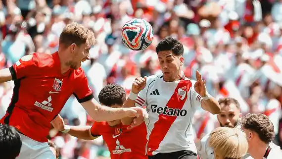 River usó la cabeza, supo aprovechar errores y tuvo un comienzo victorioso