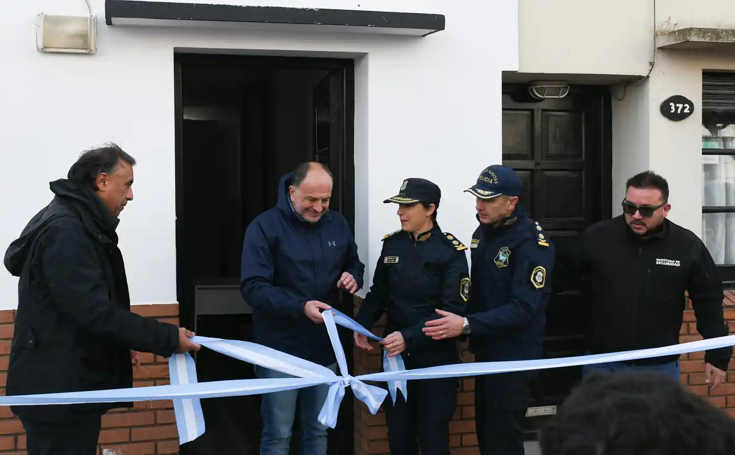 “La seguridad es una tarea de todos para que los vecinos vivan más tranquilos”