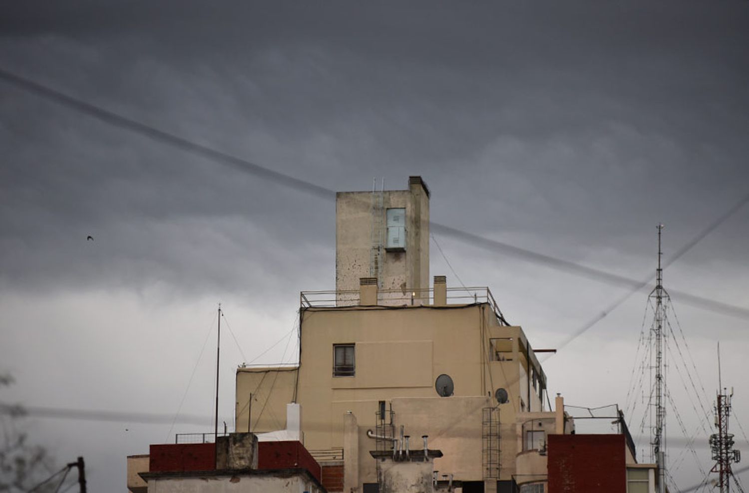 Martes fresco con pronóstico de lluvias aisladas en Rosario