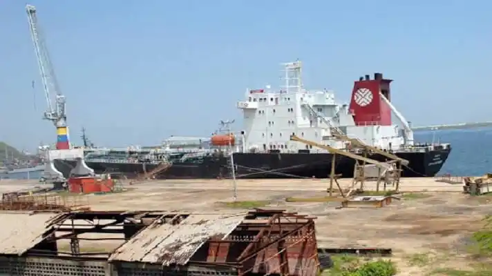 ¡YA NADA SORPRENDE! Pdvsa perdió millones de dólares por buques que no se construyeron