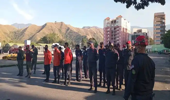 ¡OPERACIÓN LLOVIZNA! Incendio en parque Henri Pittier pone en alerta a Maracay