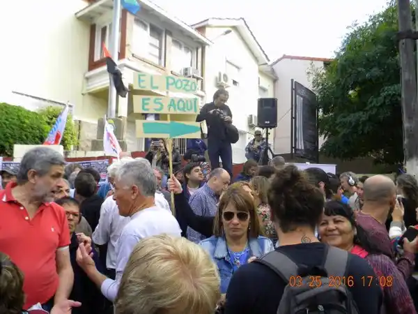 Tras el papelón de Martiniano Molina, reseñalizaron El Pozo de Quilmes