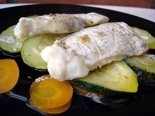 Hoy El Día está para merluza con verduras asadas