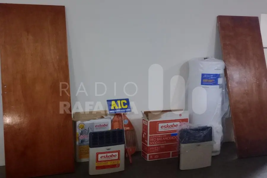 “Las pipis de Margis”: madre e hijas detenidas por vender en Facebook elementos robados de una casa en construcción