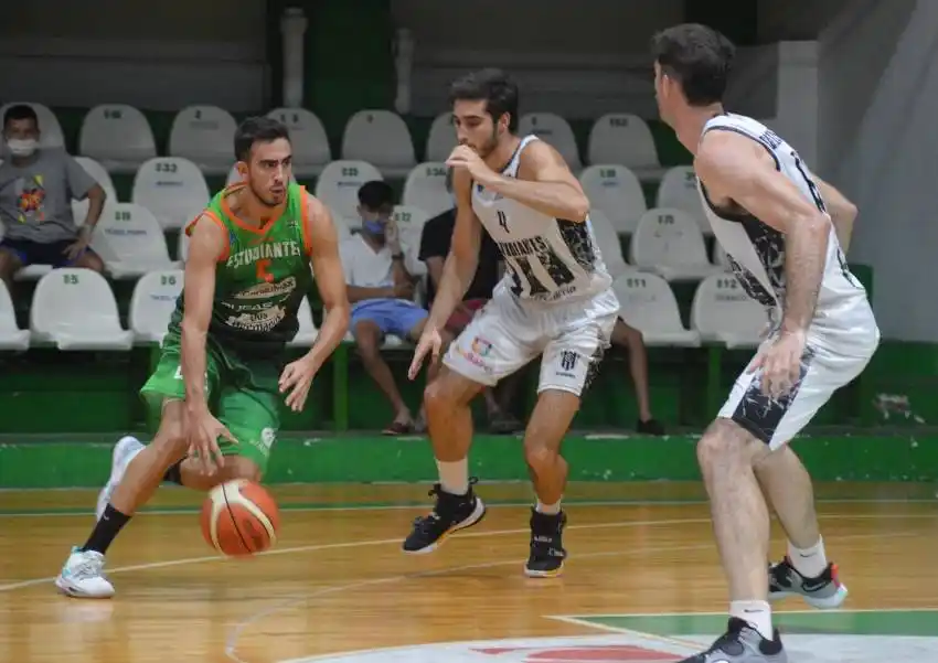 ESTUDIANTES CAY� ANTE EL BATARAZ Y SE QUED� SIN INVICTO EN EL GIGANTE VERDE