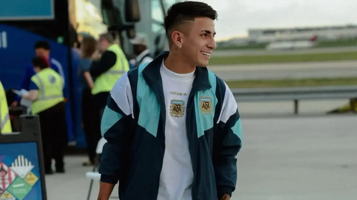A sus 25 años, Thiago Almada tiene dos mundiales jugados.