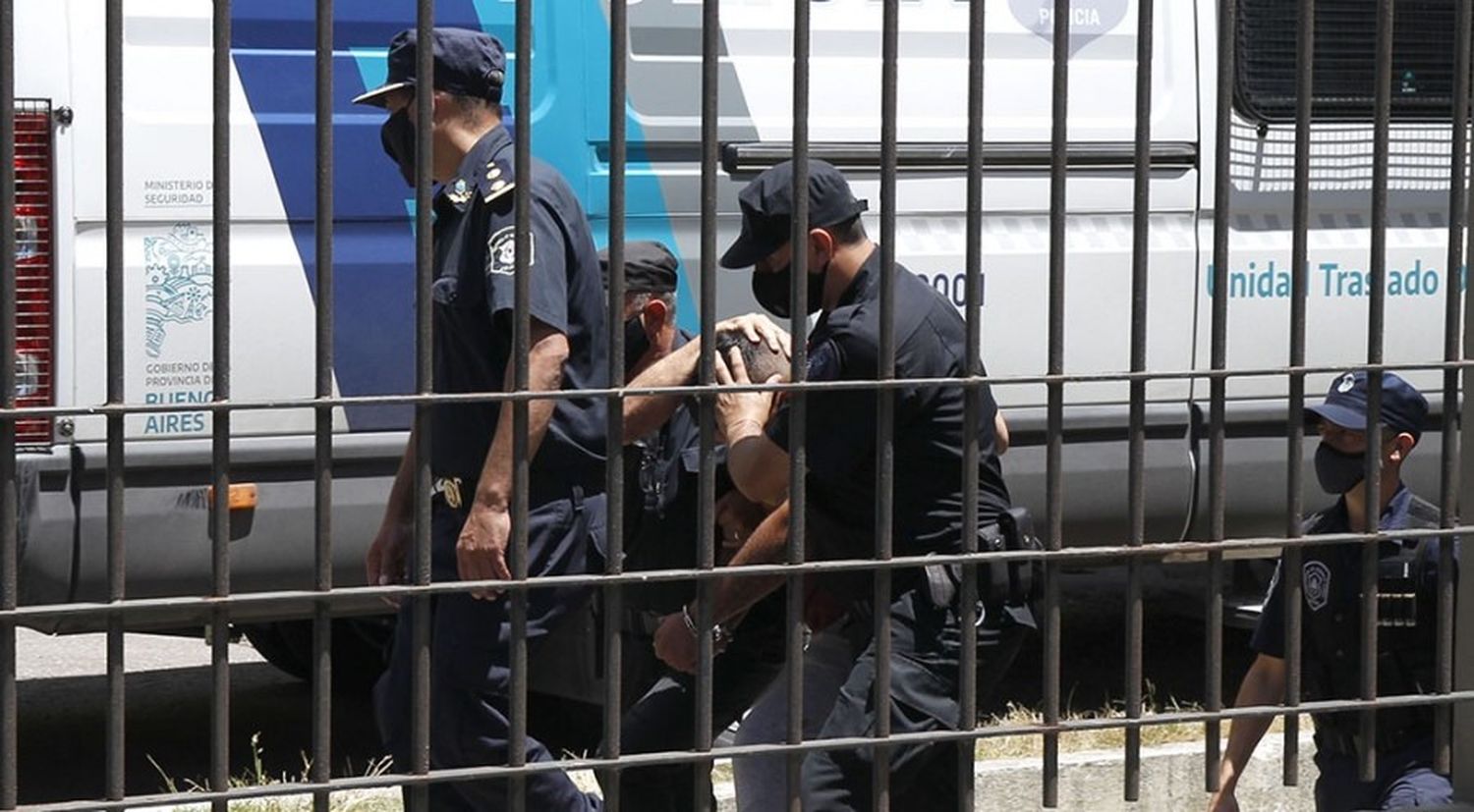 Desplazaron al comisario y los investigadores aguardan pericias por el crimen de Olivera