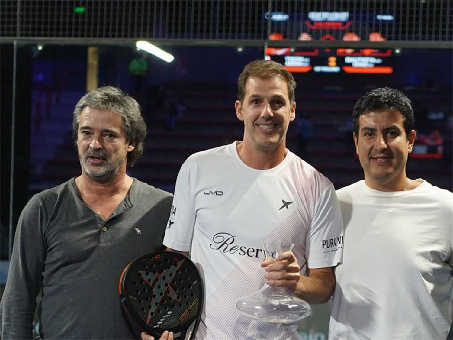 Facundo Mazzuchi, Juan Martín Díaz y Santiago Brito. Pádel en estado puro.