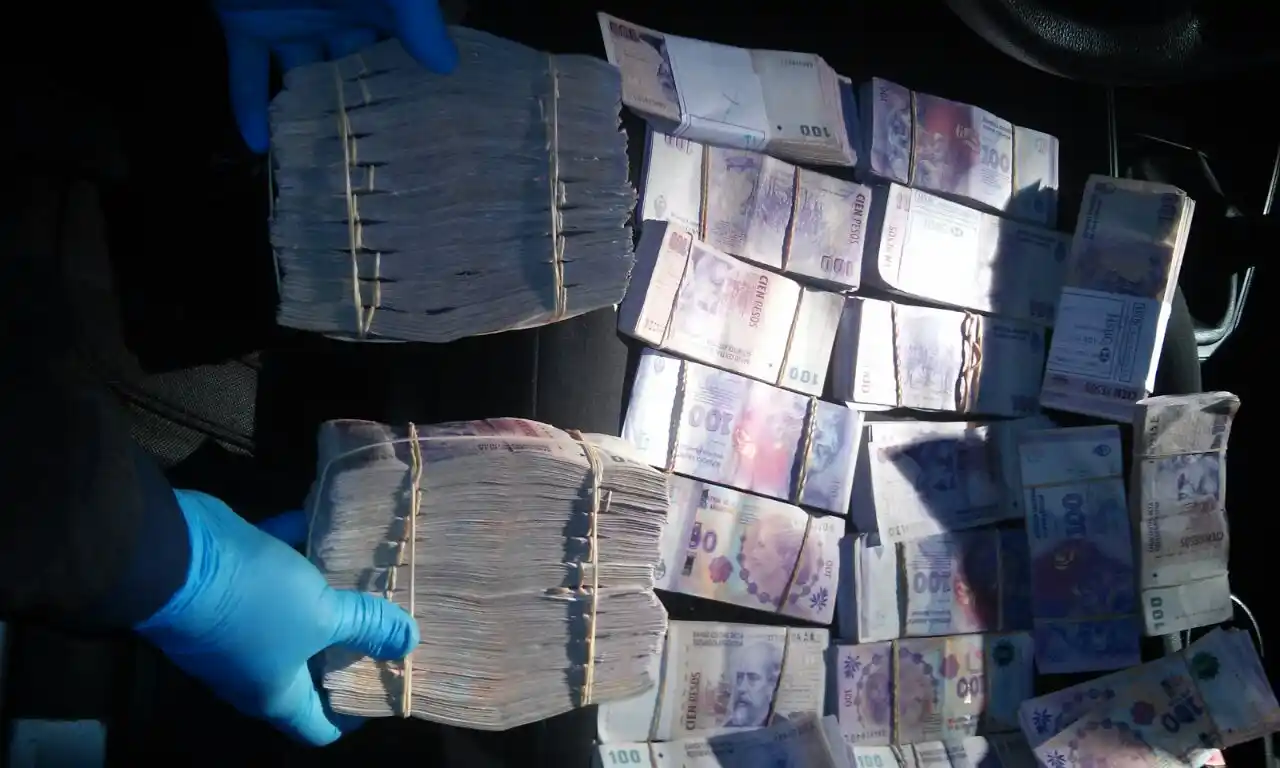 Recuperan botín del robo a una financiera en Junín