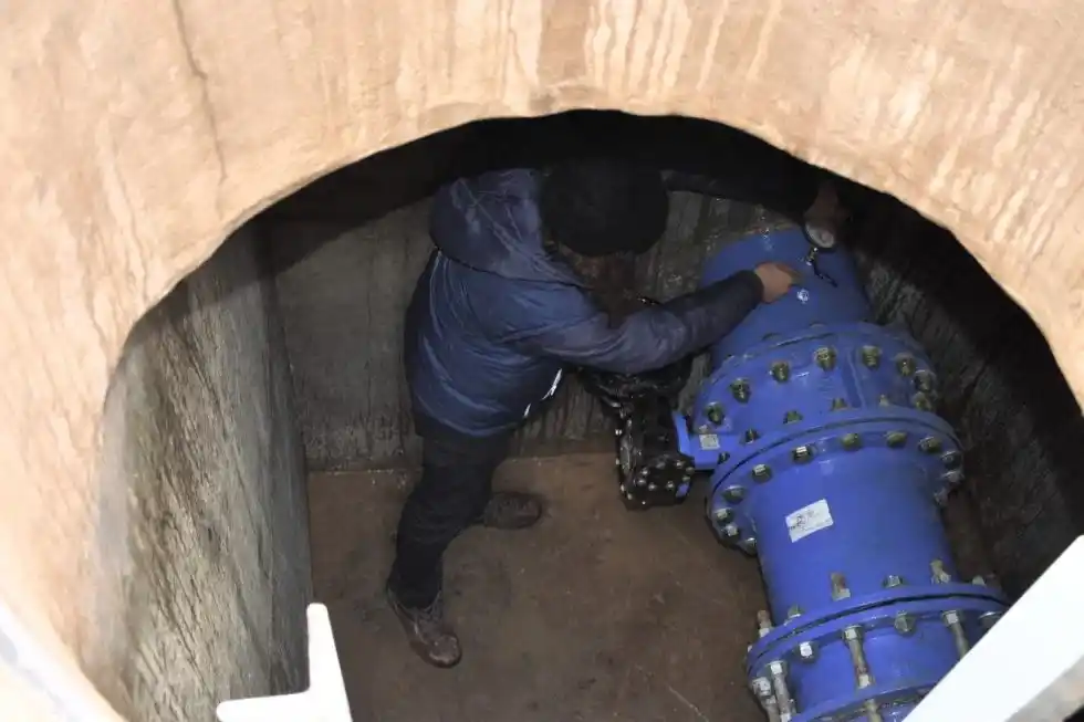 La obra permitirá mejorar la eficiencia operativa y optimizar el abastecimiento de agua en la zona sur.