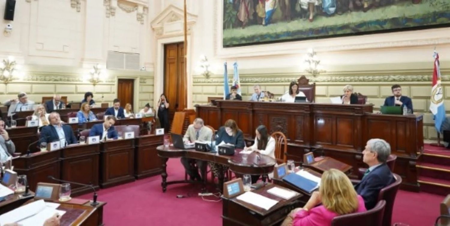 La Legislatura sancionó este jueves la norma, que pretende regular el trabajo de la Inteligencia en la prevención del delito.