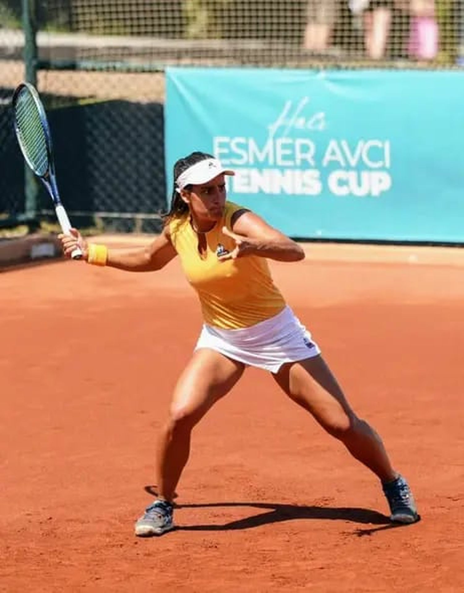 Lourdes Carlé busca la consagración en Turquía