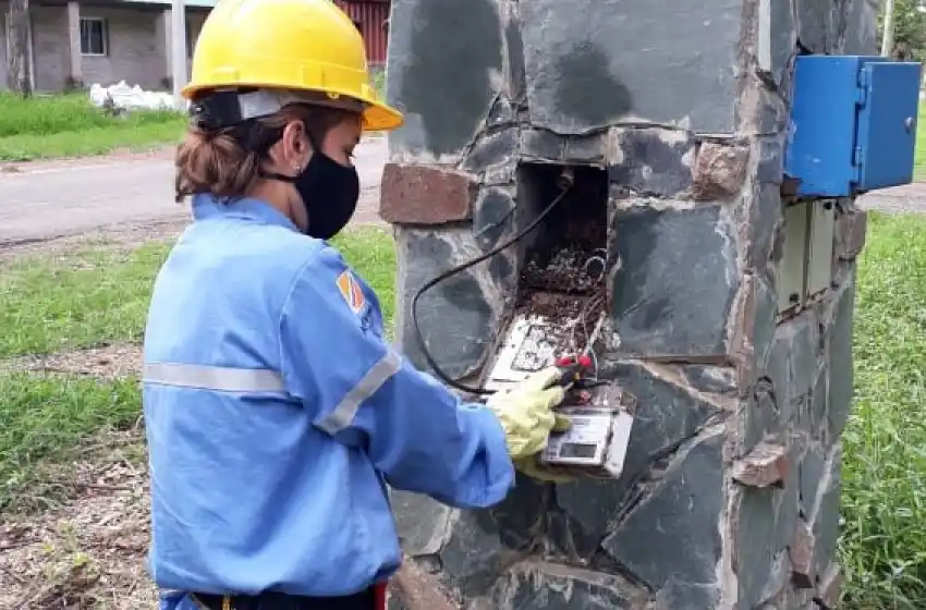 La EPE halló más de 30 conexiones clandestinas en un barrio cerrado