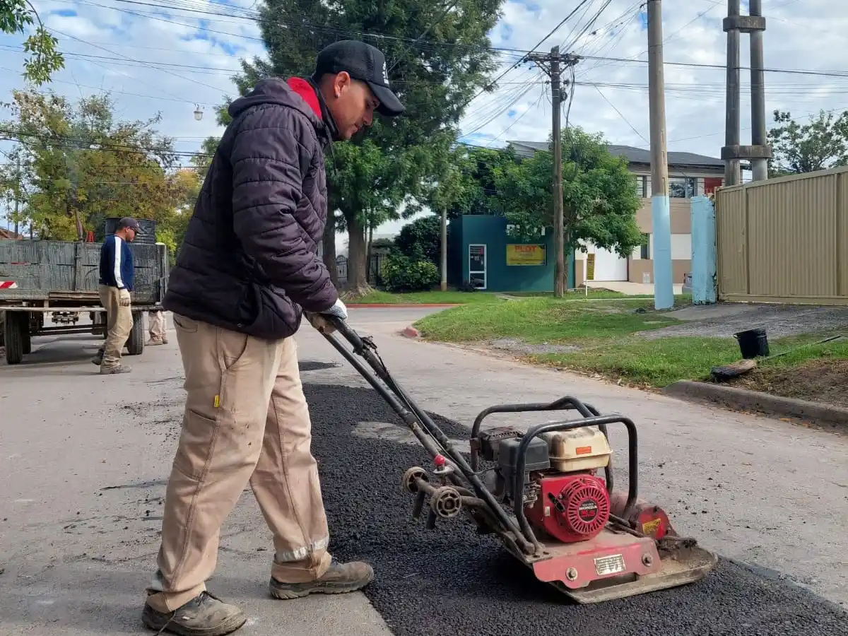 Bacheo en Sunchales: Recursos bien invertidos