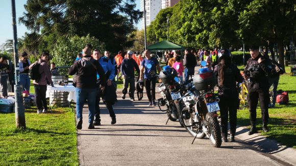 Desalojaron puestos de venta en la costanera central: "Hubo algunas situaciones que se fueron desvirtuando"
