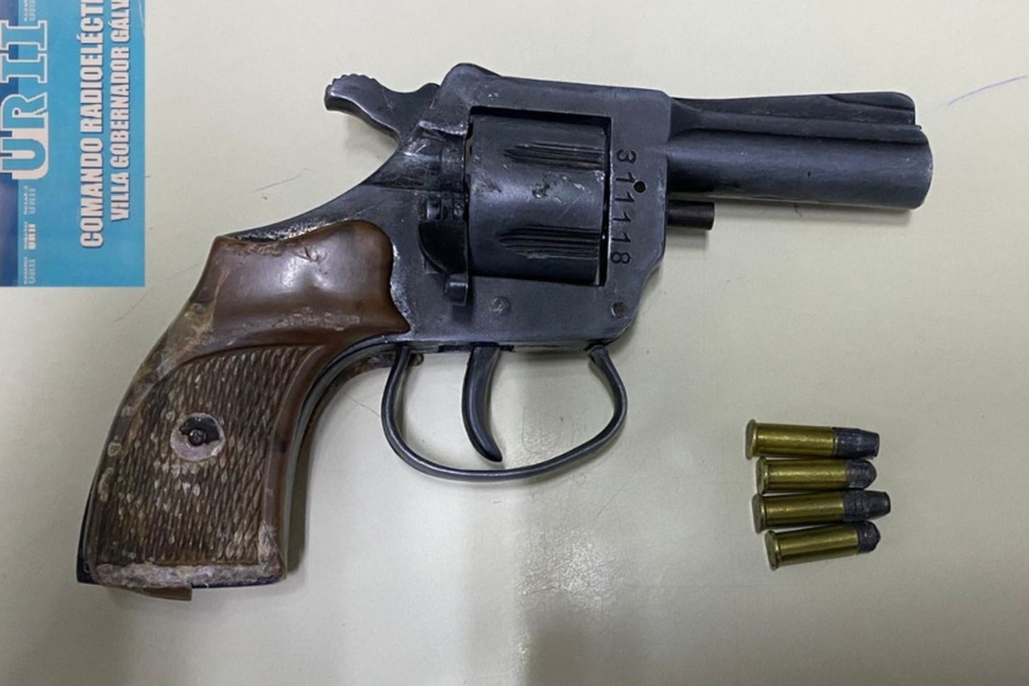 Arma secuestrada.