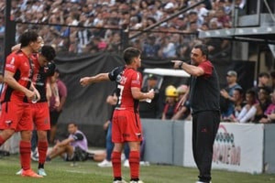 Colón a todo o nada