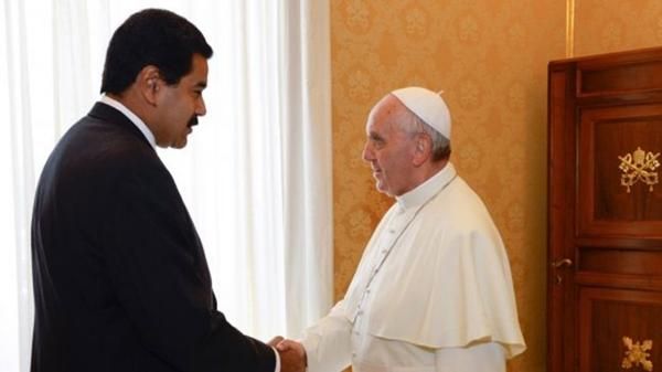 Francisco le pidió a Maduro un "diálogo sincero y constructivo"