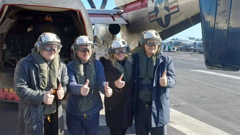 Milei arribó al portaaviones USS Nimitz y participa de los ejercicios navales conjuntos con Estados Unidos