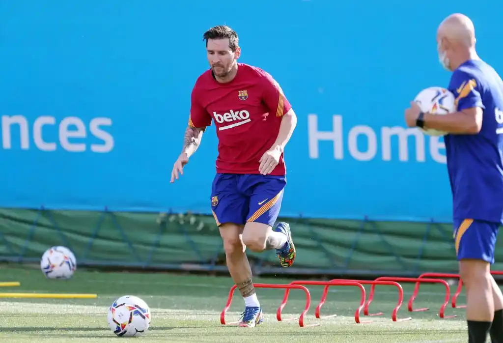  Messi entrenó por primera vez a las órdenes de Koeman