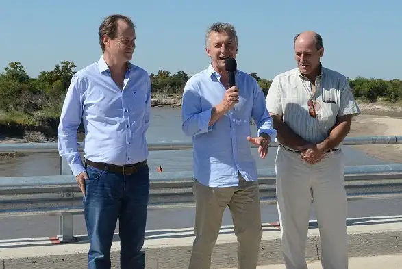 Macri y Bordet inauguraron el puente más largo de Entre Ríos
