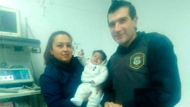 Rescataron a bebé de cuatro meses que fue abandonado a la vera de un arroyo