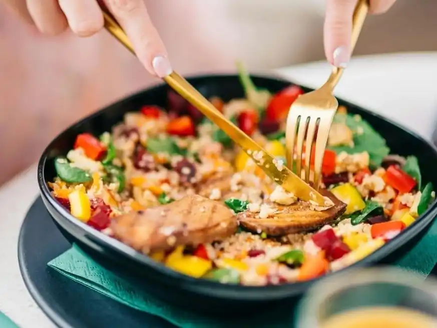 Transformar la vida a través de la nutrición y de los buenos hábitos.